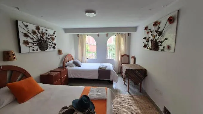 Casa De Paz Bed and breakfast *